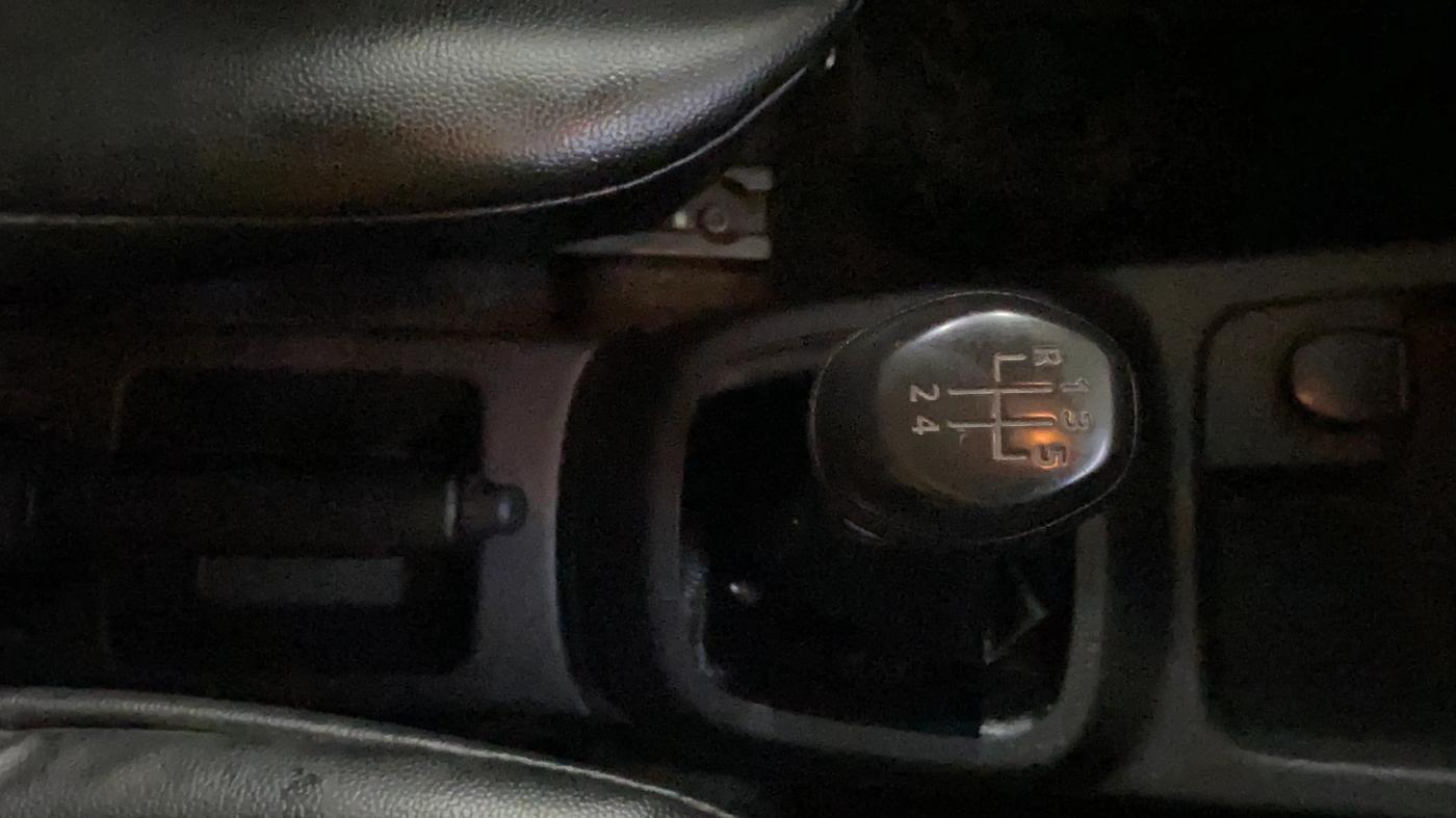 2016 Renault Kwid RXL, Petrol, Manual, 54,630 km, Gear Lever
