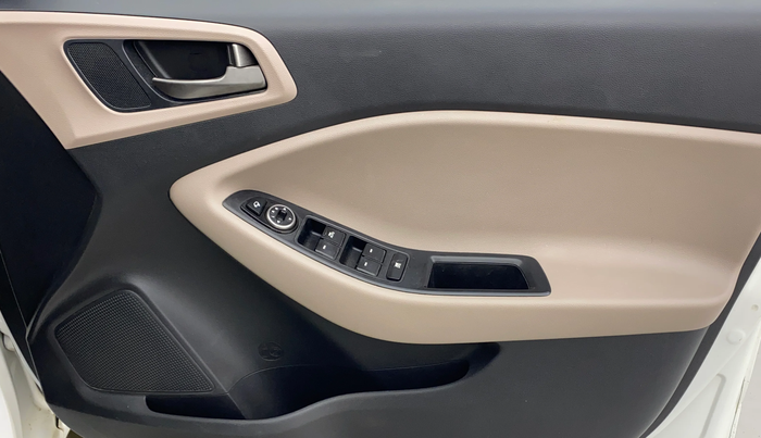 2016 Hyundai Elite i20 ASTA 1.2 (O), Petrol, Manual, 61,013 km, Driver Side Door Panels Control