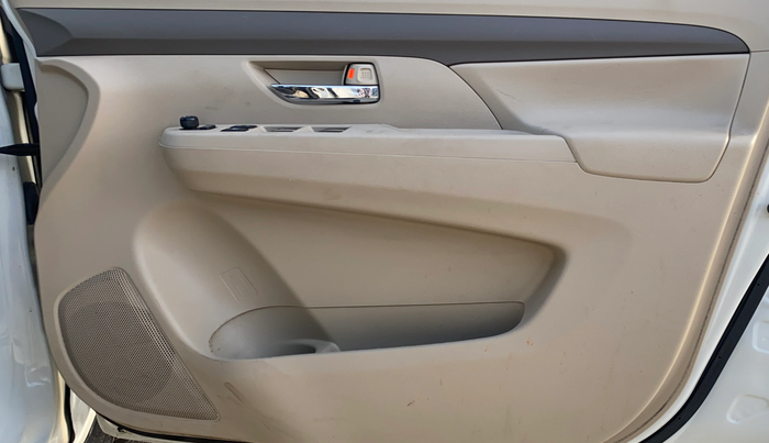 2022 Maruti Ertiga VXI SHVS, Petrol, Manual, 39,744 km, Driver Side Door Panels Control