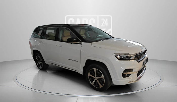 2025 Jeep MERIDIAN Overland 4x4 AT, Diesel, Automatic, 15,532 km, Right Front Diagonal