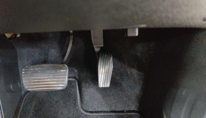 2025 Jeep MERIDIAN Overland 4x4 AT, Diesel, Automatic, 15,532 km, Pedals