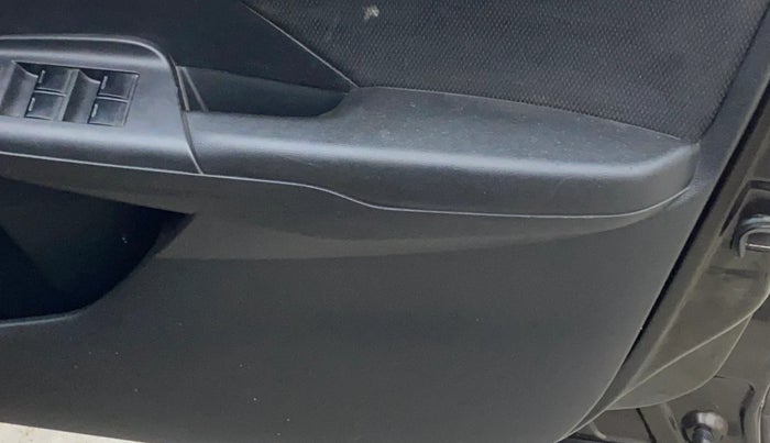 2017 Honda WR-V 1.2L I-VTEC S MT, Petrol, Manual, 1,41,916 km, Driver Side Door Panels Control