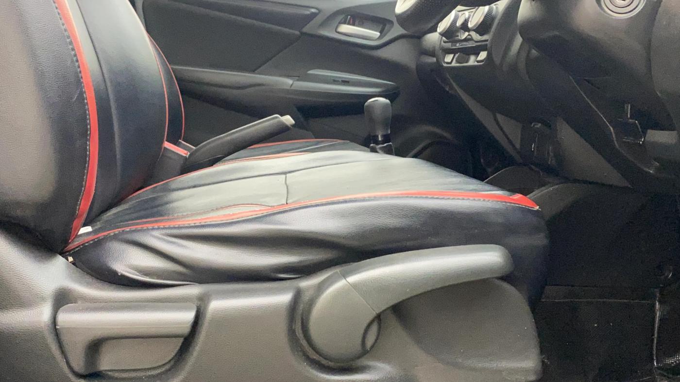 2017 Honda WR-V 1.2L I-VTEC S MT, Petrol, Manual, 1,41,916 km, Driver Side Adjustment Panel