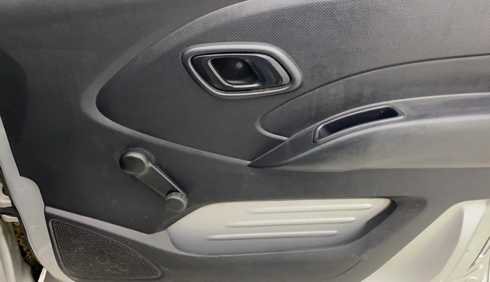 2018 Datsun Redi Go A, Petrol, Manual, 70,062 km, Driver Side Door Panels Control