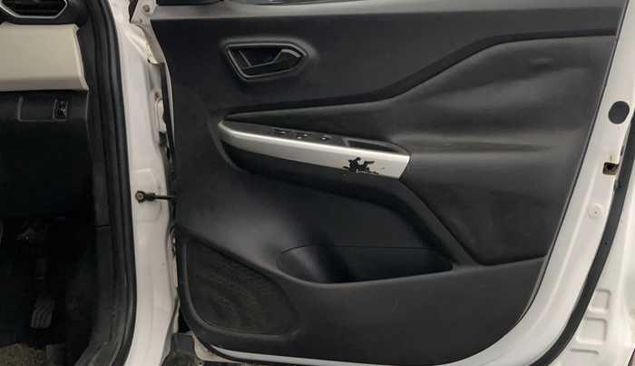 2021 Nissan MAGNITE XE, Petrol, Manual, 66,131 km, Driver Side Door Panels Control