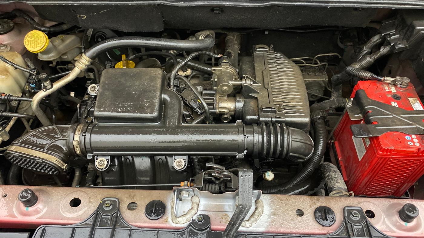 2019 Renault TRIBER RXT, Petrol, Manual, 56,337 km, Engine View