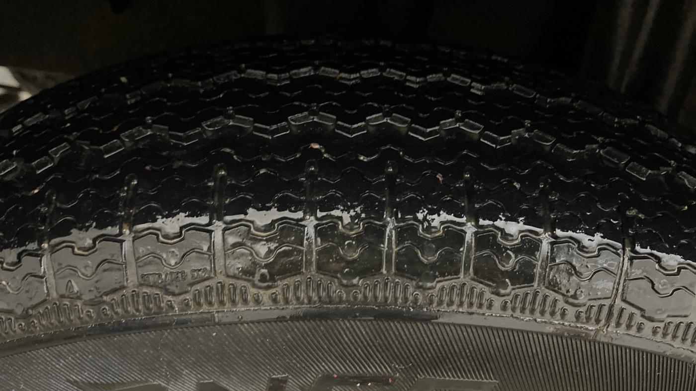 2019 Renault TRIBER RXT, Petrol, Manual, 56,337 km, Right Rear Tyre Tread