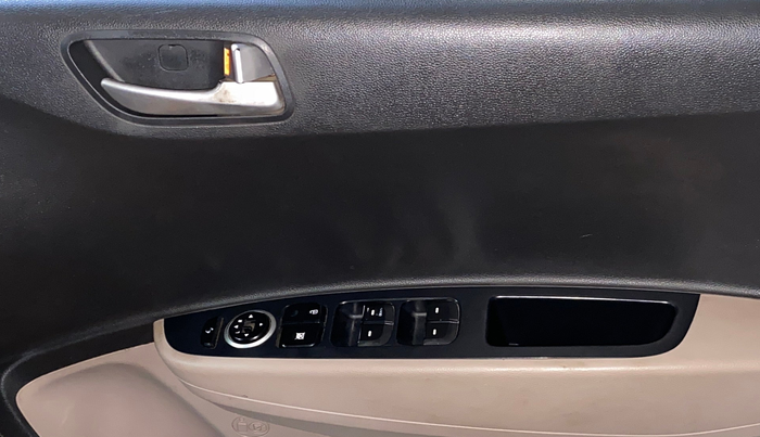 2014 Hyundai Grand i10 SPORTZ 1.2 KAPPA VTVT, Petrol, Manual, 64,085 km, Driver Side Door Panels Control