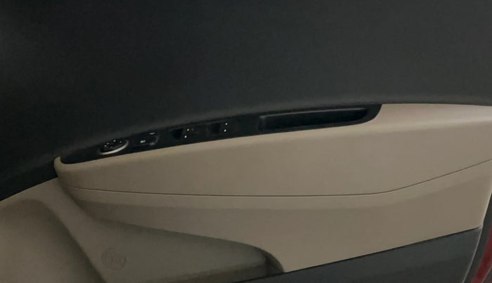 2015 Hyundai Grand i10 MAGNA 1.2 KAPPA VTVT, Petrol, Manual, 40,998 km, Driver Side Door Panels Control