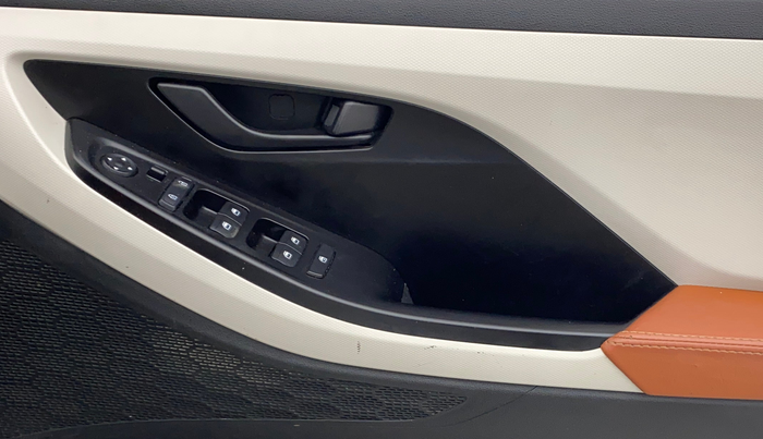 2020 Hyundai Creta E 1.5 DIESEL, Diesel, Manual, 42,720 km, Driver Side Door Panels Control