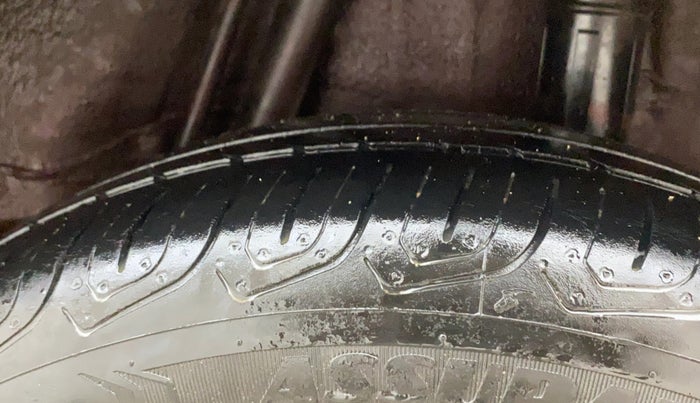 2015 Honda Jazz 1.2L I-VTEC V AT, Petrol, Automatic, 61,092 km, Left Rear Tyre Tread