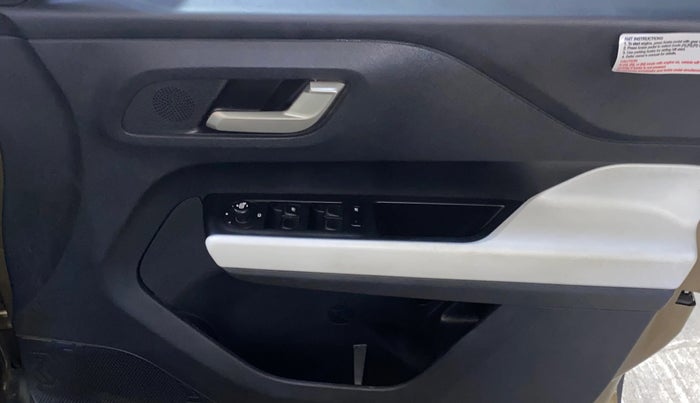 2023 Tata PUNCH CREATIVE  AMT, Petrol, Automatic, 11,807 km, Driver Side Door Panels Control