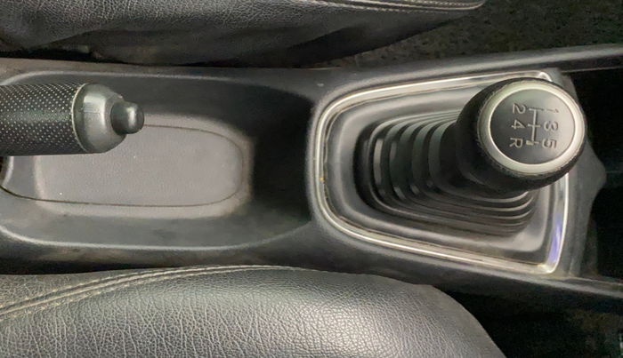 2019 Honda Amaze 1.5L I-DTEC VX, Diesel, Manual, 1,41,077 km, Gear Lever