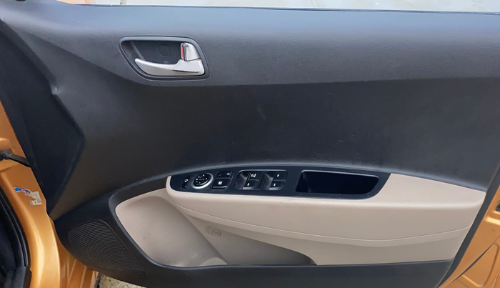 2015 Hyundai Grand i10 ASTA AT 1.2 KAPPA VTVT, Petrol, Automatic, 74,441 km, Driver Side Door Panels Control