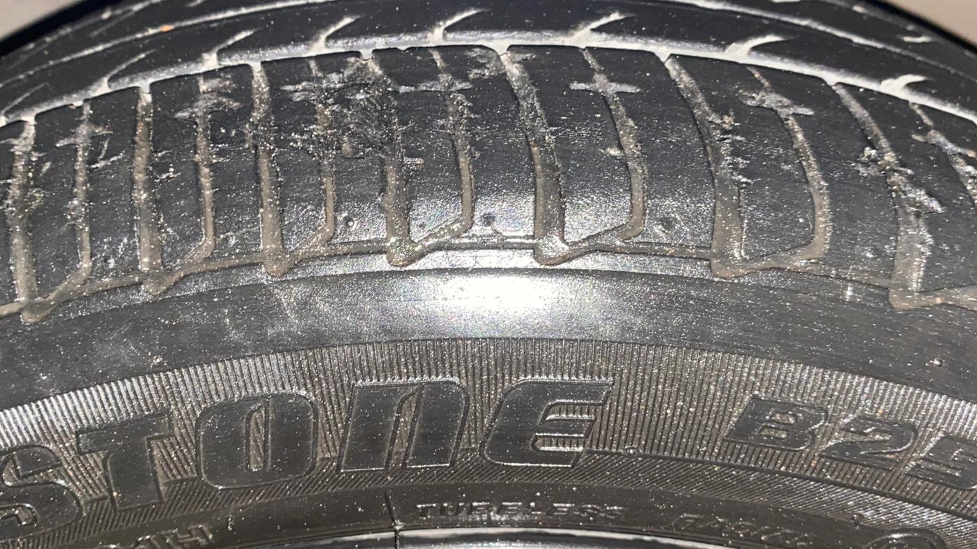 2020 Tata Tiago XZA PLUS PETROL, Petrol, Automatic, 47,123 km, Right Front Tyre Tread