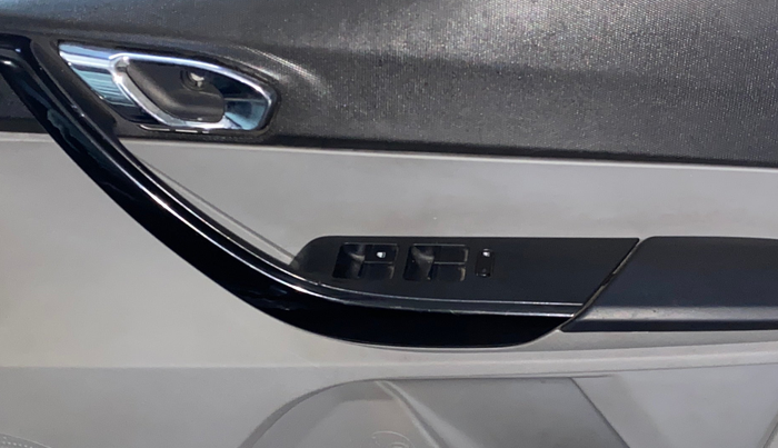 2020 Tata Tiago XZA PLUS PETROL, Petrol, Automatic, 47,123 km, Driver Side Door Panels Control