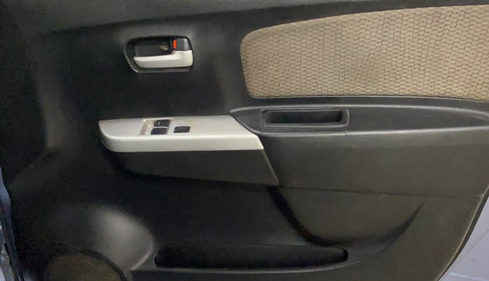 2013 Maruti Wagon R 1.0 LXI, Petrol, Manual, 65,477 km, Driver Side Door Panels Control