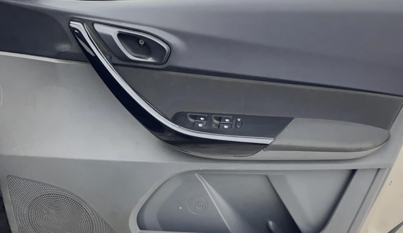 2019 Tata TIGOR XZ PETROL, CNG, Manual, 79,916 km, Driver Side Door Panels Control