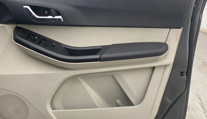 2023 Tata Tiago XZ PLUS CNG, CNG, Manual, 35,010 km, Driver Side Door Panels Control