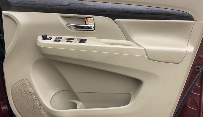 2023 Maruti Ertiga ZXI (O) CNG, CNG, Manual, 80,424 km, Driver Side Door Panels Control