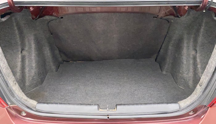 2017 Honda Amaze 1.2L I-VTEC S OPT, Petrol, Manual, 66,960 km, Boot Inside