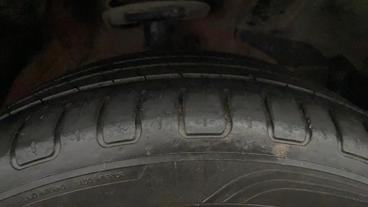 2022 MG HECTOR SHARP HYBRID 1.5 PETROL, Petrol, Manual, 59,509 km, Right Front Tyre Tread
