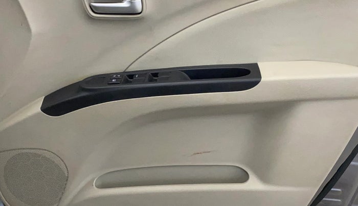 2020 Maruti Celerio VXI (O) CNG, CNG, Manual, 35,283 km, Driver Side Door Panels Control