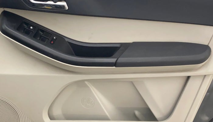 2022 Tata Tiago XZ PLUS CNG, CNG, Manual, 48,427 km, Driver Side Door Panels Control