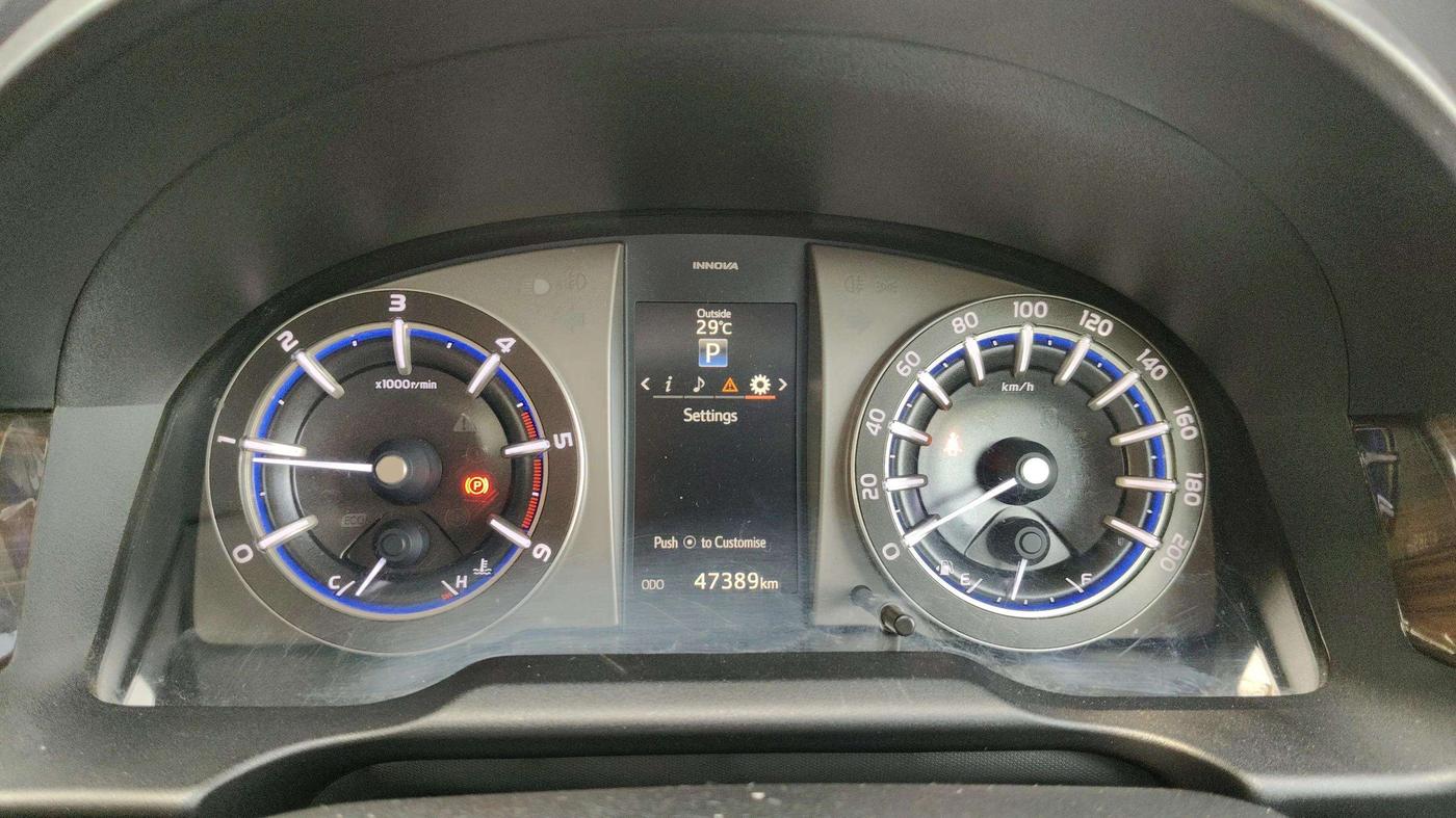 2022 Toyota Innova Crysta 2.4 ZX AT 7 STR, Diesel, Automatic, 47,390 km, Odometer Image