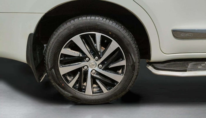 2022 Toyota Innova Crysta 2.4 ZX AT 7 STR, Diesel, Automatic, 47,390 km, Right Rear Wheel