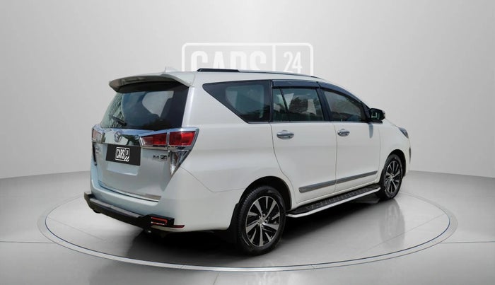 2022 Toyota Innova Crysta 2.4 ZX AT 7 STR, Diesel, Automatic, 47,390 km, Right Back Diagonal