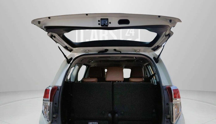 2022 Toyota Innova Crysta 2.4 ZX AT 7 STR, Diesel, Automatic, 47,390 km, Boot Door Open