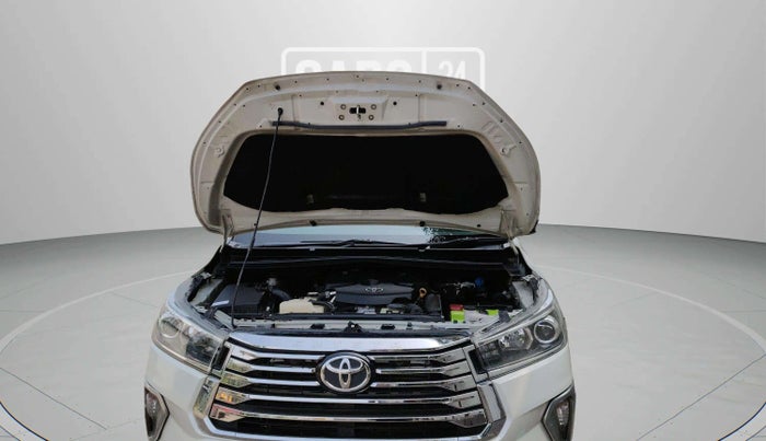 2022 Toyota Innova Crysta 2.4 ZX AT 7 STR, Diesel, Automatic, 47,390 km, Open Bonet