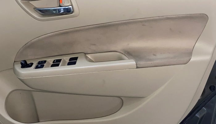 2015 Maruti Swift VXI, Petrol, Manual, 48,444 km, Driver Side Door Panels Control