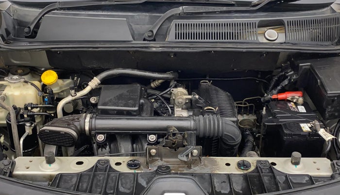 2020 Renault TRIBER RXZ, Petrol, Manual, 75,385 km, Engine View