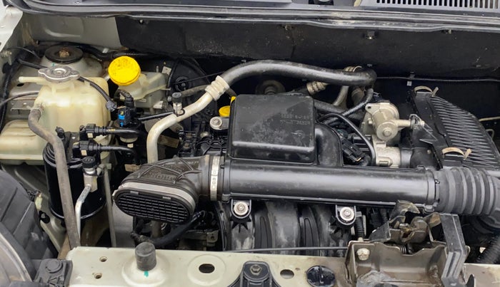 2020 Renault TRIBER RXZ, Petrol, Manual, 75,385 km, Engine View - Right