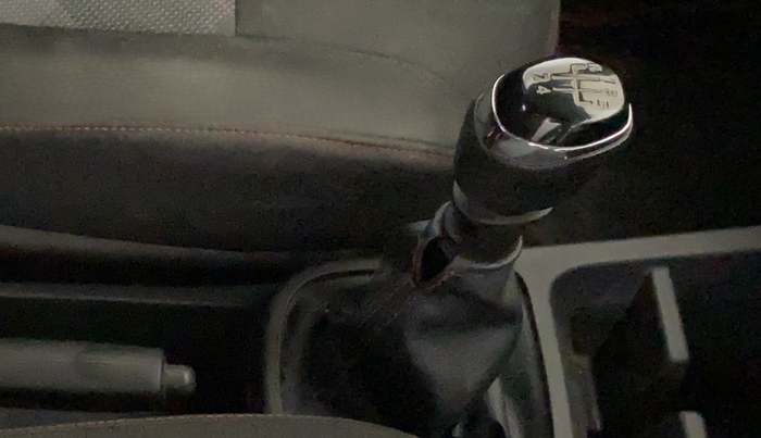 2020 Renault Kwid RXT 1.0 (O), Petrol, Manual, 54,696 km, Gear Lever