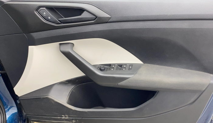 2024 Volkswagen TAIGUN COMFORTLINE 1.0 TSI MT, Petrol, Manual, 6,835 km, Driver Side Door Panels Control