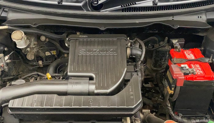 2016 Maruti Swift VXI, Petrol, Manual, 1,02,697 km, Engine View