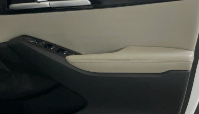 2020 KIA SELTOS HTX IVT 1.5 PETROL, Petrol, Automatic, 76,972 km, Driver Side Door Panels Control