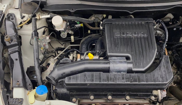 2015 Maruti Swift VXI, Petrol, Manual, 32,092 km, Engine View - Right