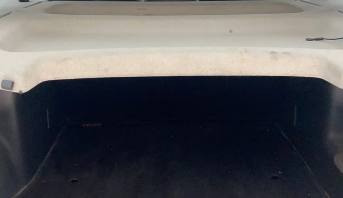 2018 Renault Duster RXS CVT, Petrol, Automatic, 27,281 km, Boot Inside