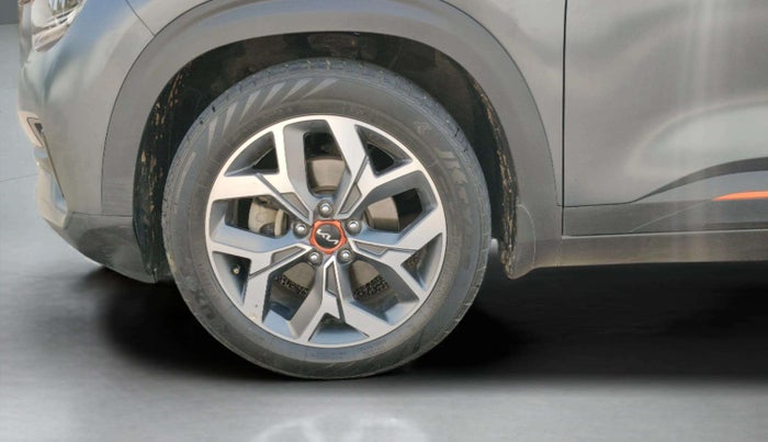 2021 KIA SELTOS X LINE 1.5 DIESEL AT, Diesel, Automatic, 45,770 km, Left Front Wheel