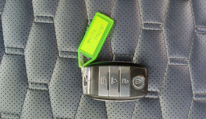 2021 KIA SELTOS X LINE 1.5 DIESEL AT, Diesel, Automatic, 45,770 km, Key Close Up