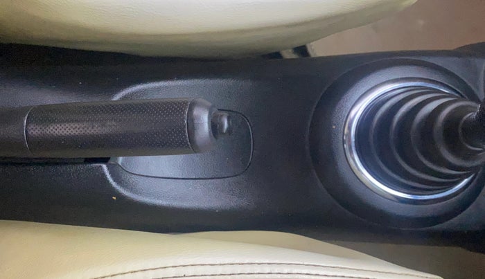 2018 Honda Amaze 1.5L I-DTEC S, Diesel, Manual, 70,047 km, Gear Lever