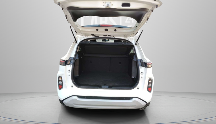 2024 Maruti Grand Vitara ZETA SMART HYBRID, Petrol, Manual, 21,947 km, Boot Door Open