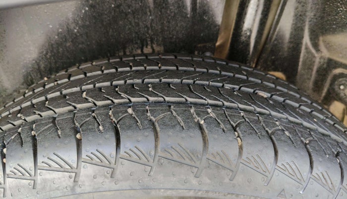 2024 Maruti Grand Vitara ZETA SMART HYBRID, Petrol, Manual, 21,947 km, Left Rear Tyre Tread