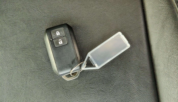 2024 Maruti Grand Vitara ZETA SMART HYBRID, Petrol, Manual, 21,947 km, Key Close Up