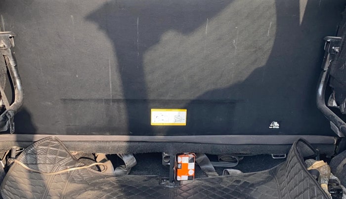 2019 Mahindra TUV300 T10, Diesel, Manual, 46,232 km, Boot Inside