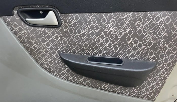 2018 Maruti Alto 800 LXI, Petrol, Manual, 39,937 km, Driver Side Door Panels Control